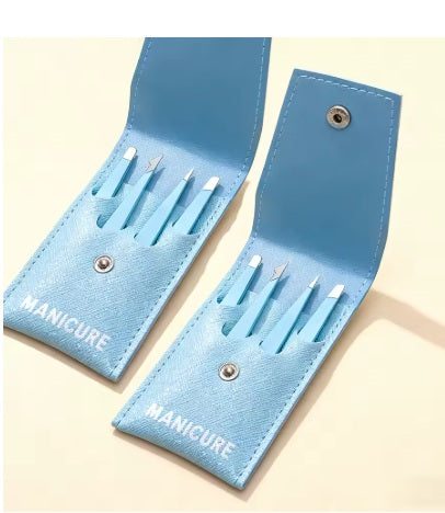 Set pinzette Professionale per  Sopracciglia(4 pezzi) – Precisione da salone a casa